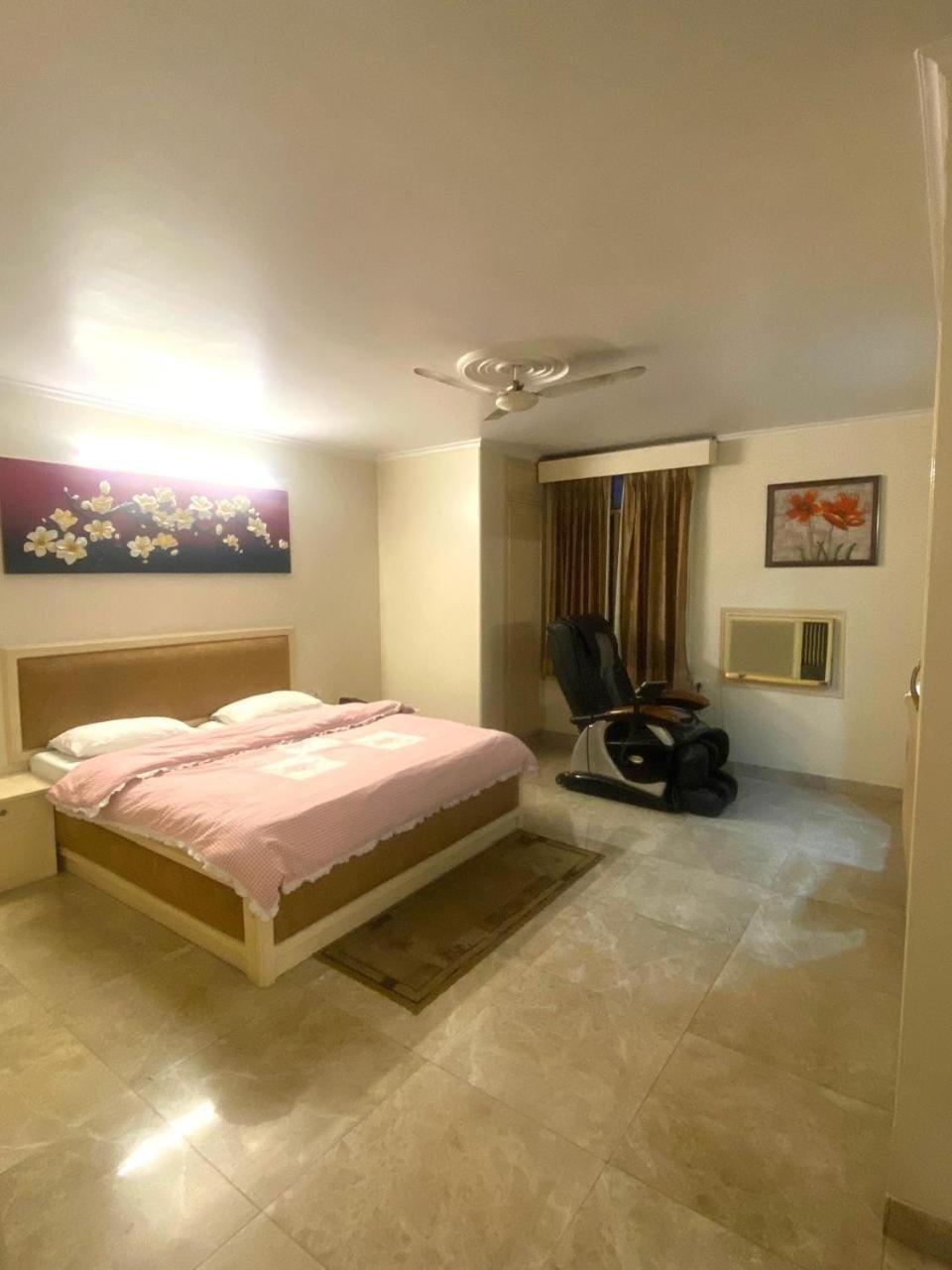 Hotel Mayur Deluxe Mirát Kültér fotó